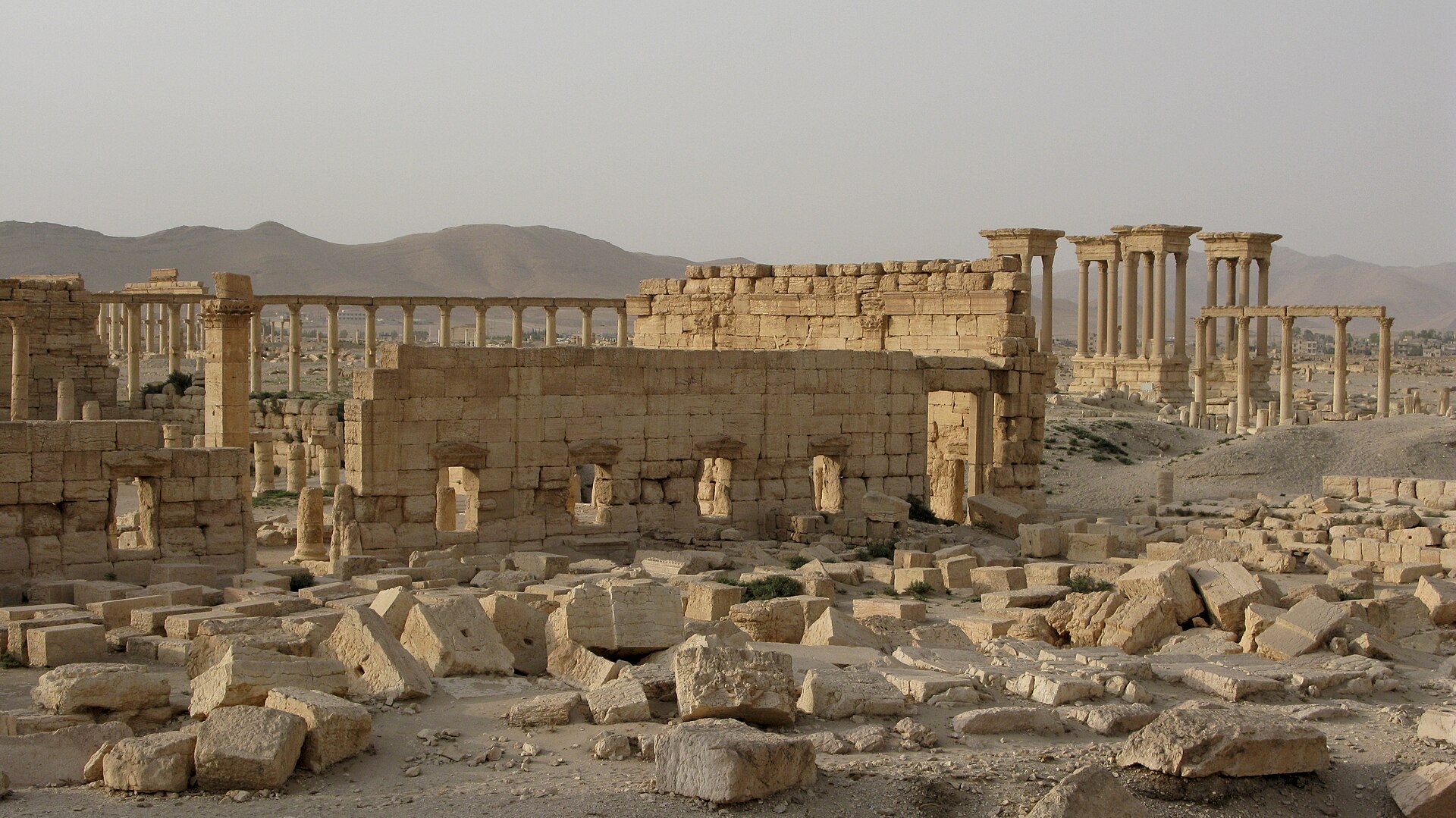 Syria ancient ruins desert